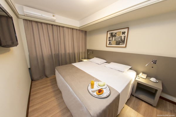 Hotel Alta Reggia Plaza (Curitiba)